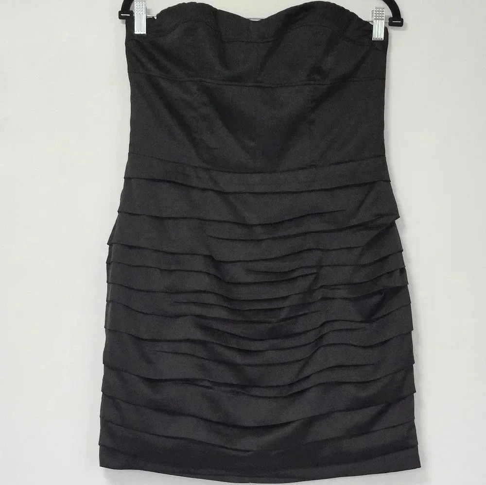 EXPRESS Black‎ Strapless Tiered Ruffle Sheath Dress Size 10 Party Cocktail NWT